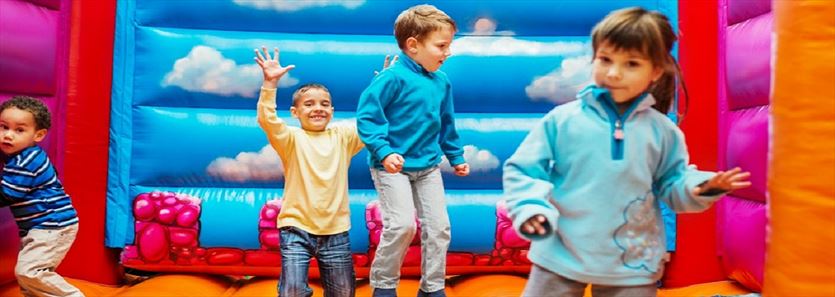 Dmuchane place zabaw i zjeżdżalnie, Dmuchańce Yntahops Katarzyna Ferfecka, Ustroń